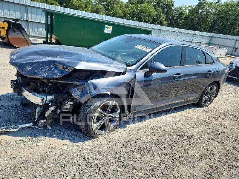 2021 KIA K5 photo