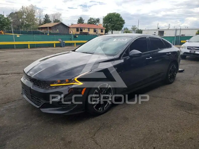 2021 KIA K5 photo