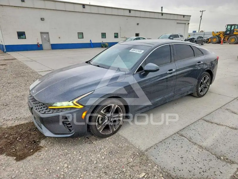 2021 KIA K5 photo