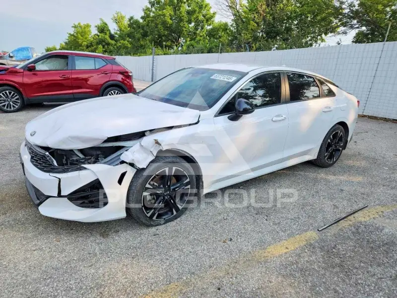 2021 KIA K5 фото