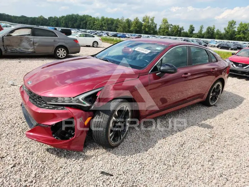 2021 KIA K5 фото