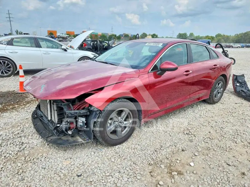 2021 KIA K5 photo