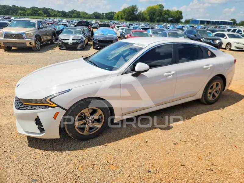 2021 KIA K5 photo