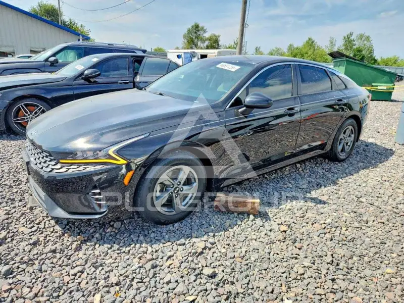 2021 KIA K5 photo