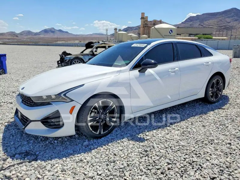 2021 KIA K5 фото