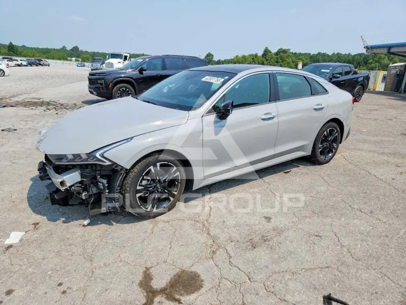 2021 KIA K5 фото