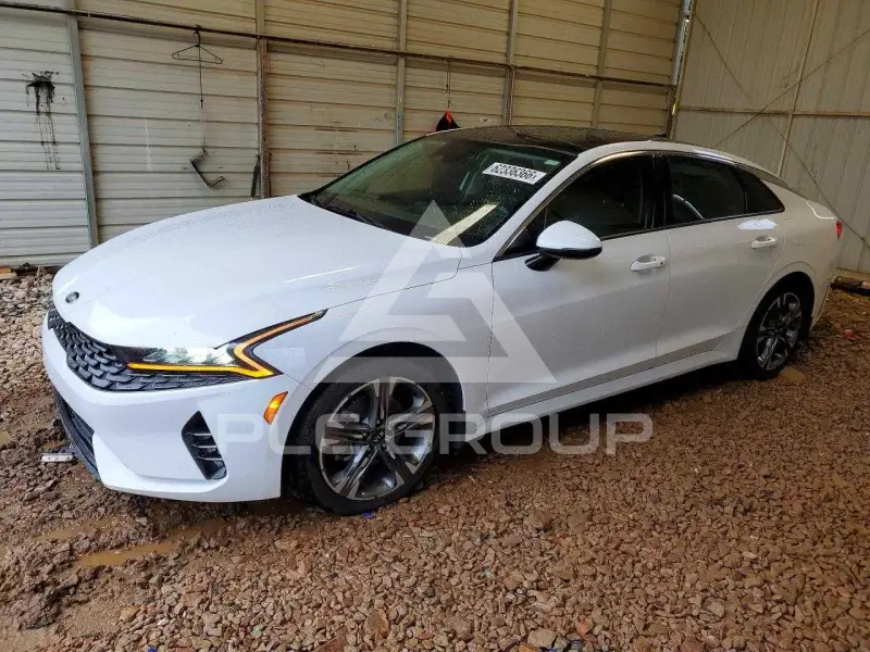 2021 KIA K5 photo