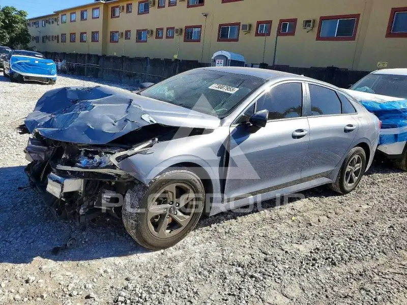2021 KIA K5 фото