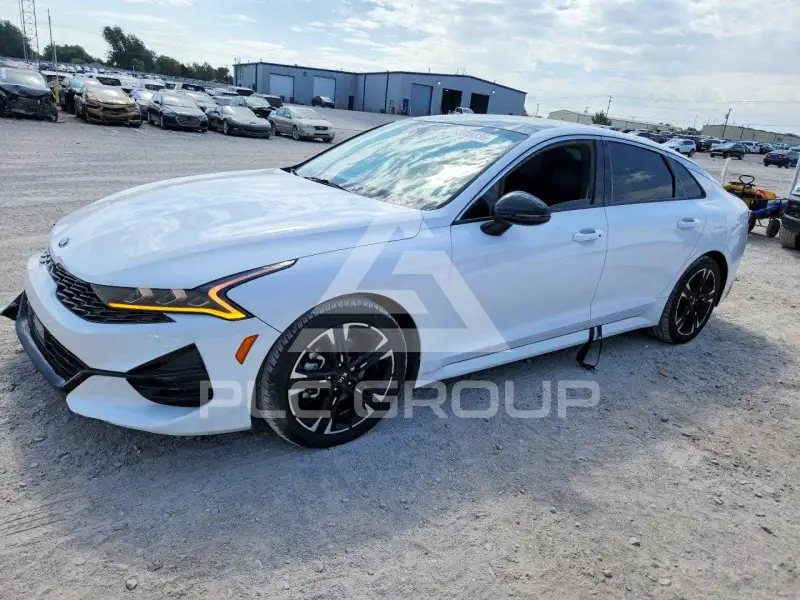 2021 KIA K5 фото
