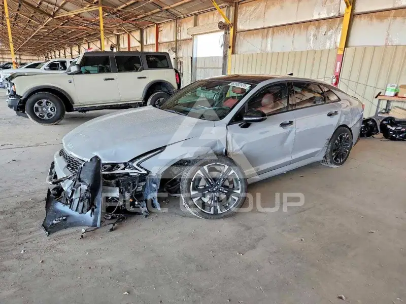 2021 KIA K5 фото