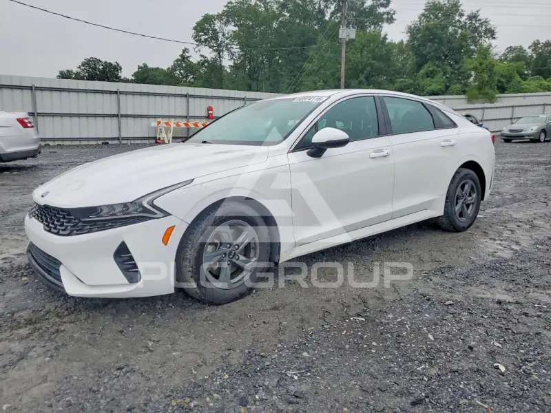 2021 KIA K5 photo