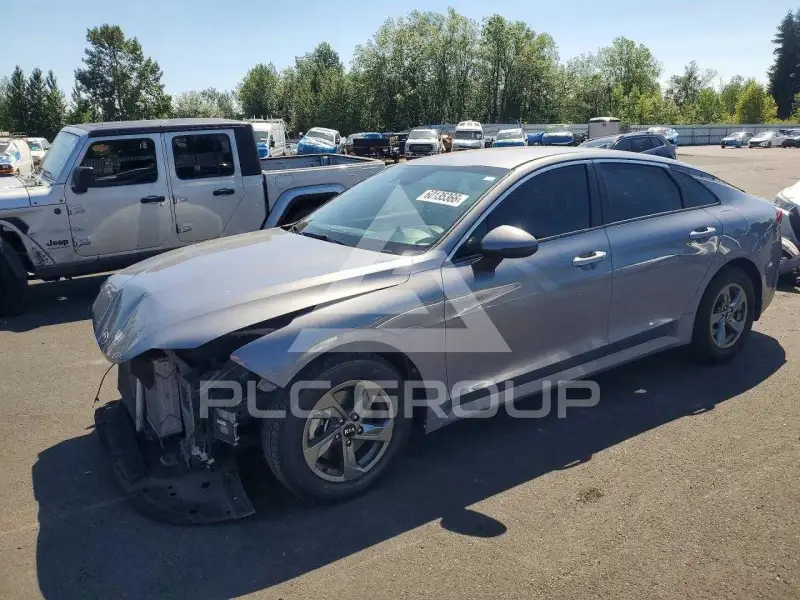 2021 KIA K5 photo