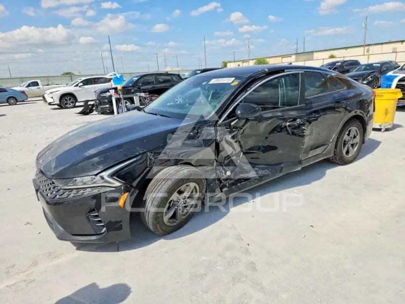 2021 KIA K5 photo