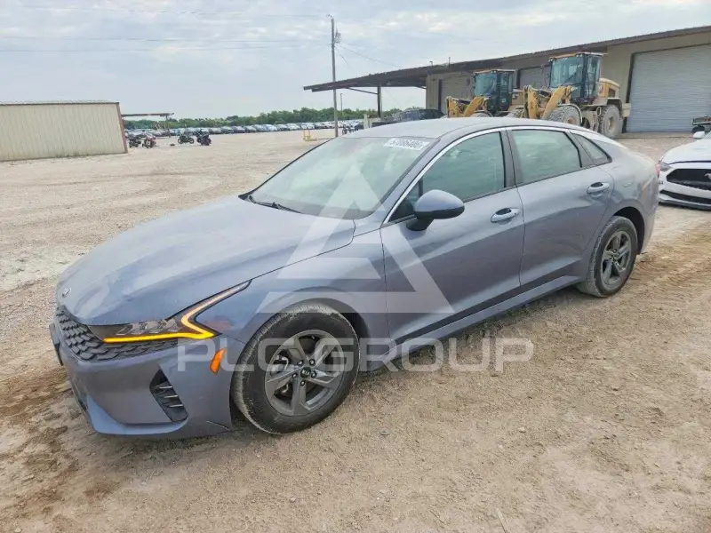 2021 KIA K5 photo