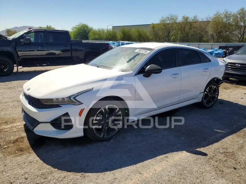 2021 KIA K5 photo
