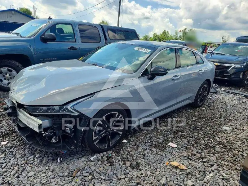 2021 KIA K5 photo