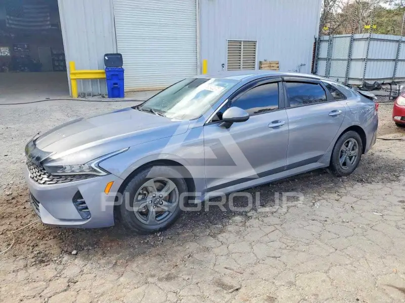 2021 KIA K5 photo