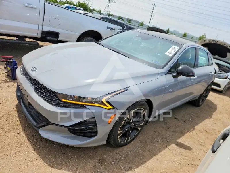 2021 KIA K5 photo