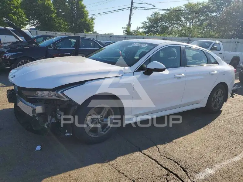 2021 KIA K5 photo