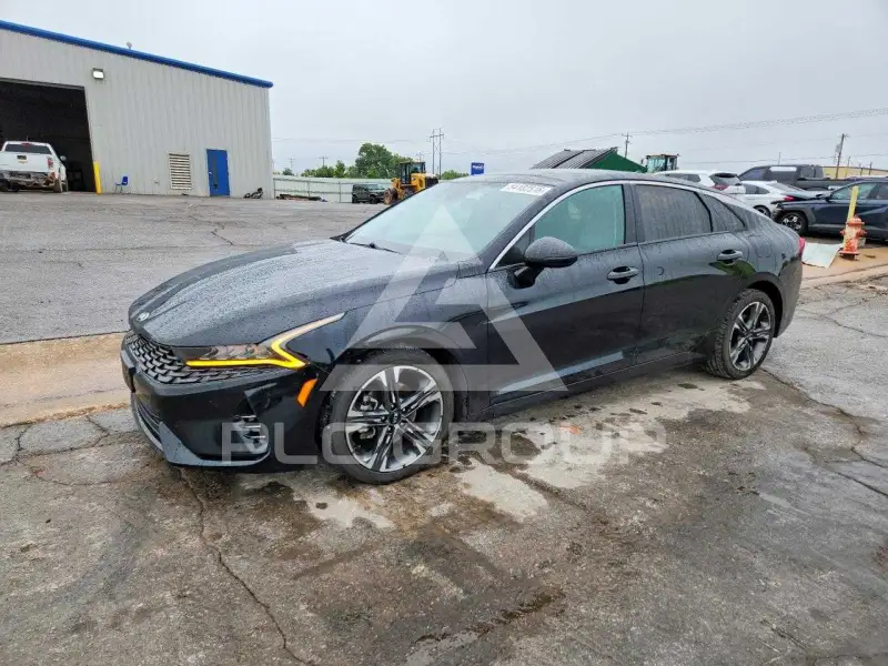 2021 KIA K5 фото