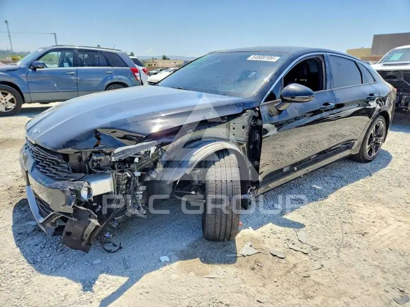 2021 KIA K5 photo