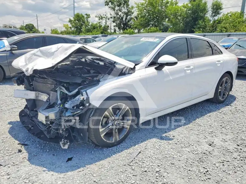 2021 KIA K5 photo