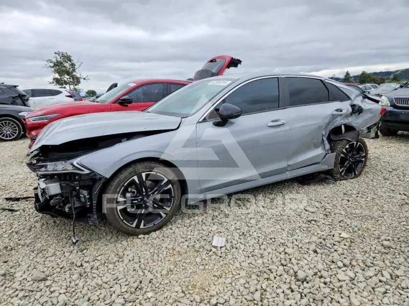 2021 KIA K5 фото