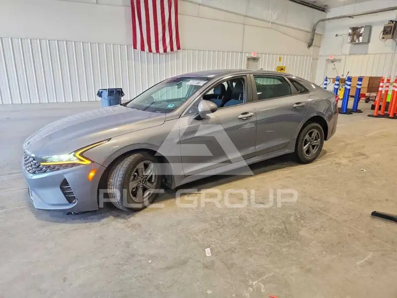 2021 KIA K5 фото