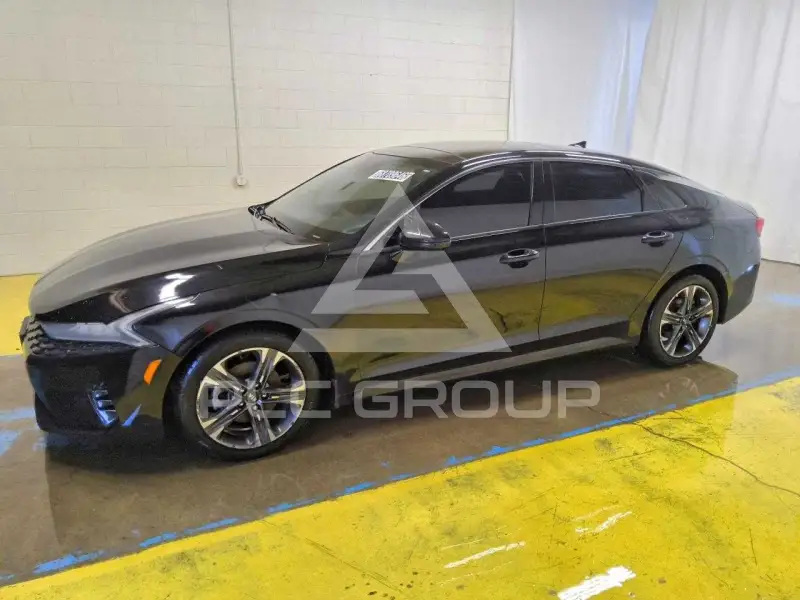 2021 KIA K5 фото