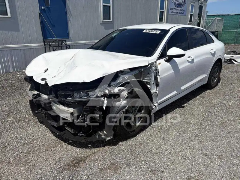 2021 KIA K5 photo