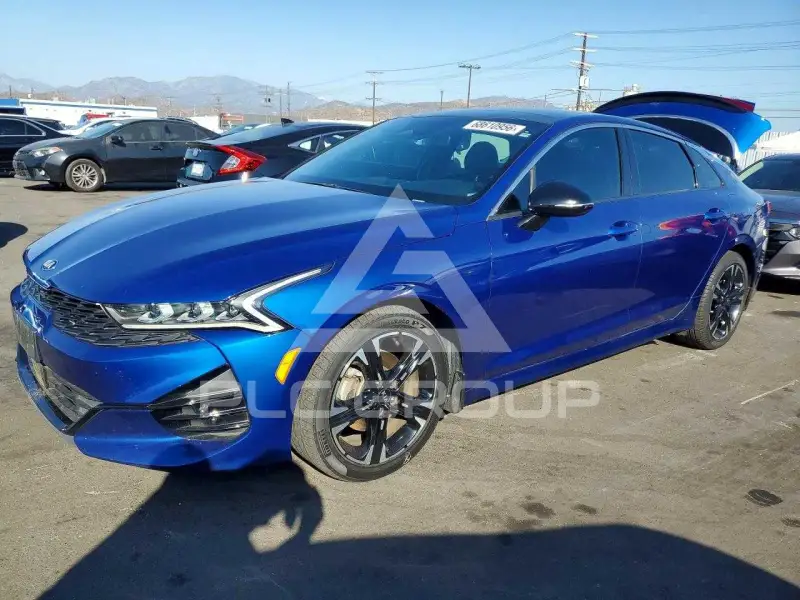 2021 KIA K5 фото