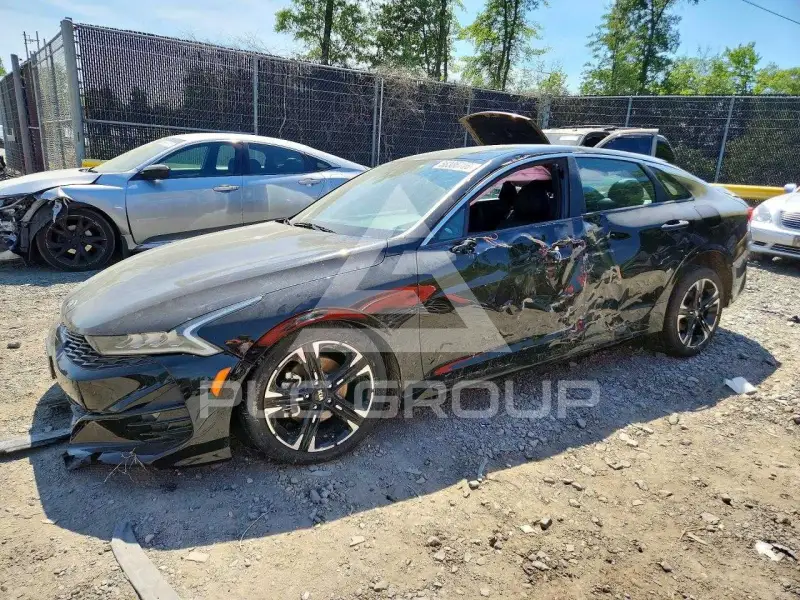 2021 KIA K5 photo