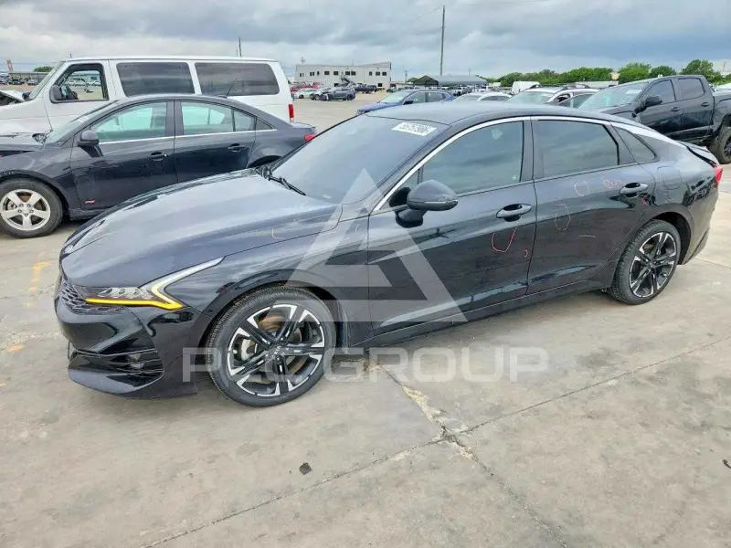 2021 KIA K5 фото