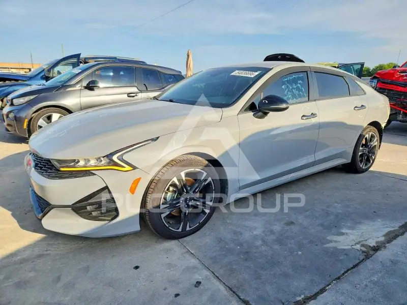 2021 KIA K5 фото