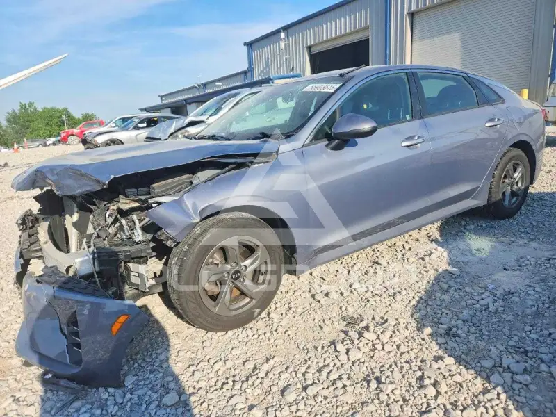 2021 KIA K5 photo