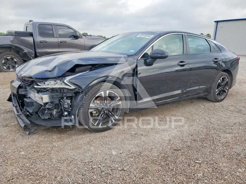 2021 KIA K5 photo
