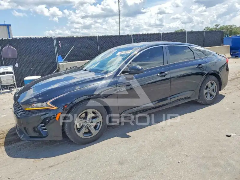 2021 KIA K5 photo