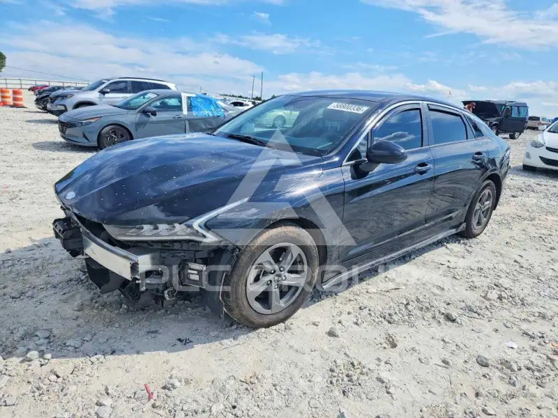 2021 KIA K5 photo