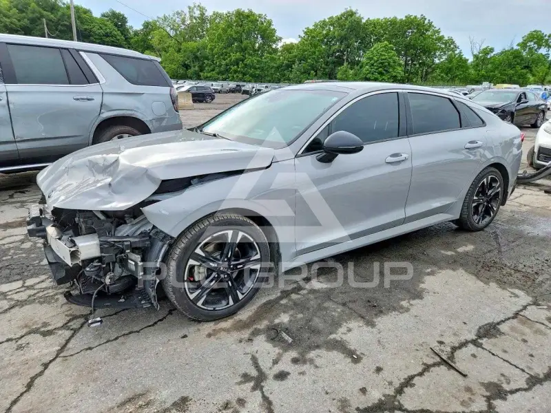 2021 KIA K5 фото