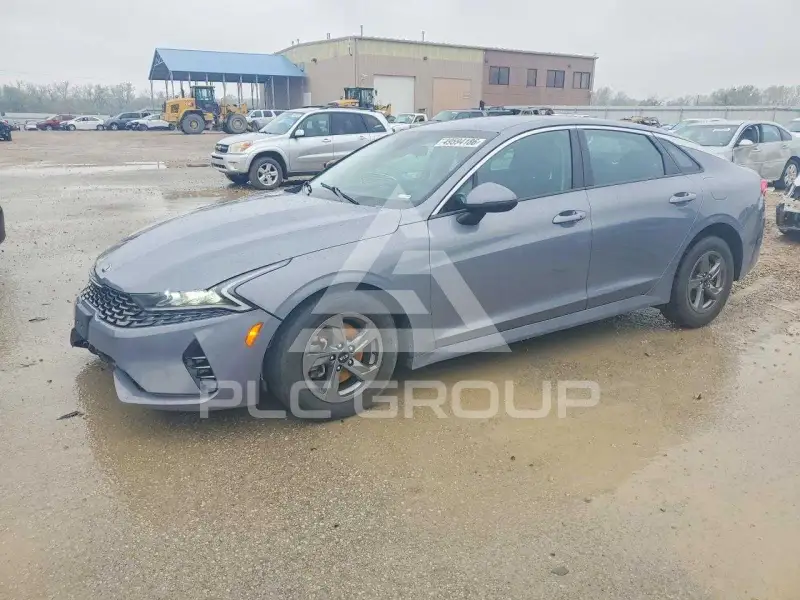 2021 KIA K5 photo