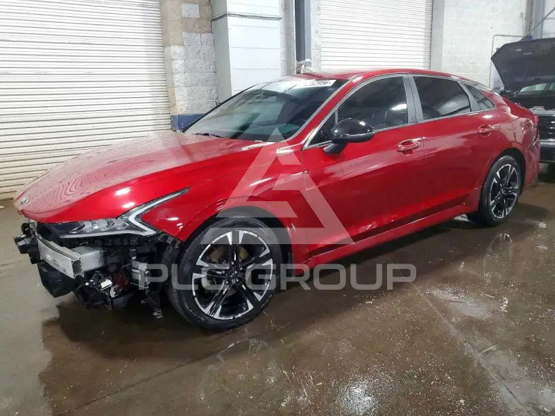 2021 KIA K5 фото