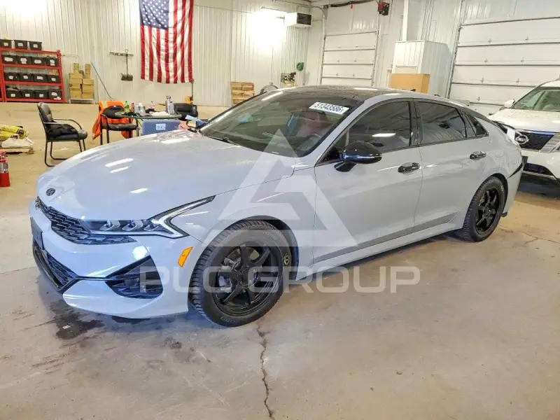 2021 KIA K5 photo