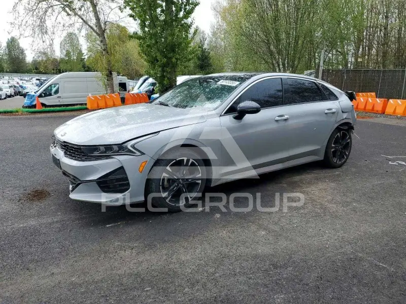 2021 KIA K5 фото