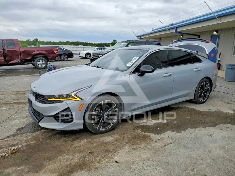 2021 KIA K5 фото