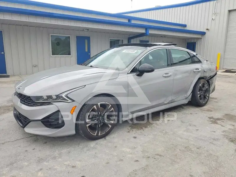 2021 KIA K5 photo
