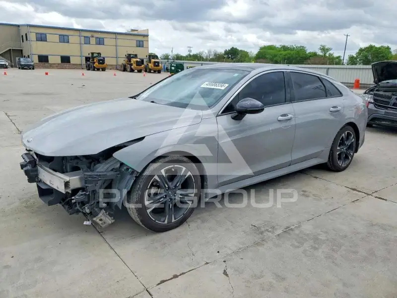 2021 KIA K5 фото