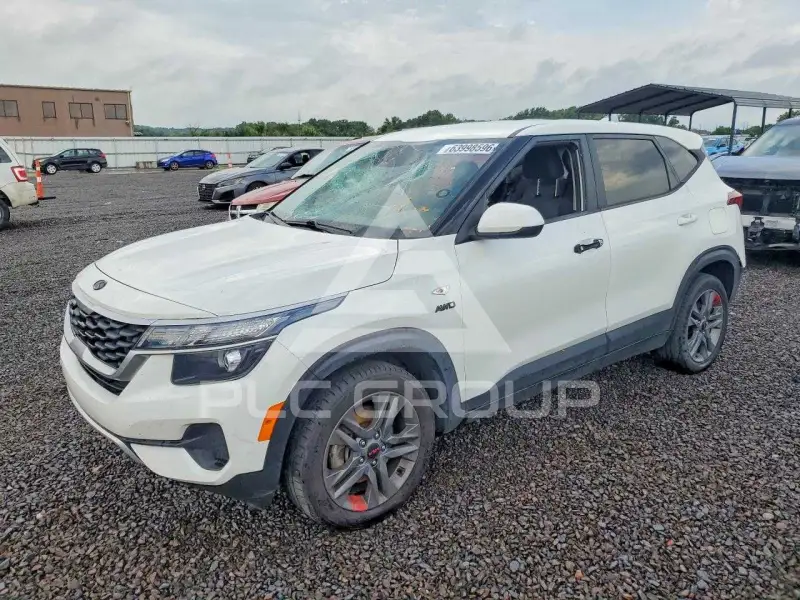 2021 KIA Seltos фото