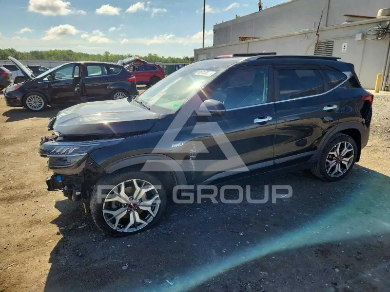 2021 KIA Seltos фото