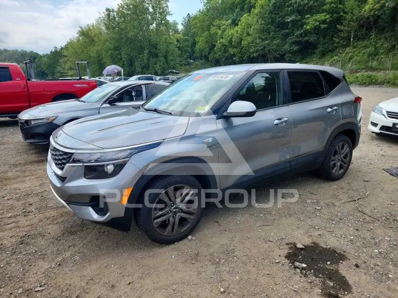 2021 KIA Seltos photo
