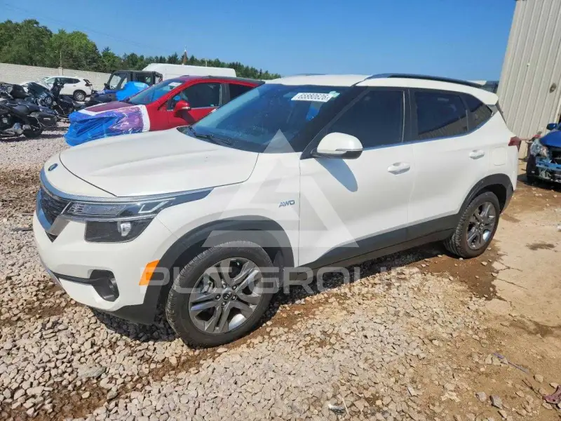2021 KIA Seltos photo